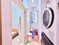 Prive (D19), Condominium #561673321